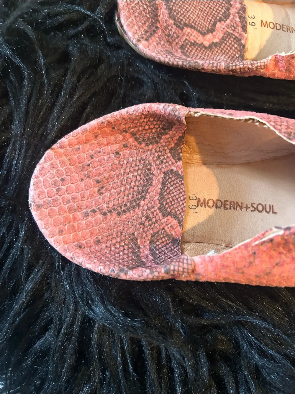 Pink Snake-Skin Pointed Toe Mules - Picture 3 of 6